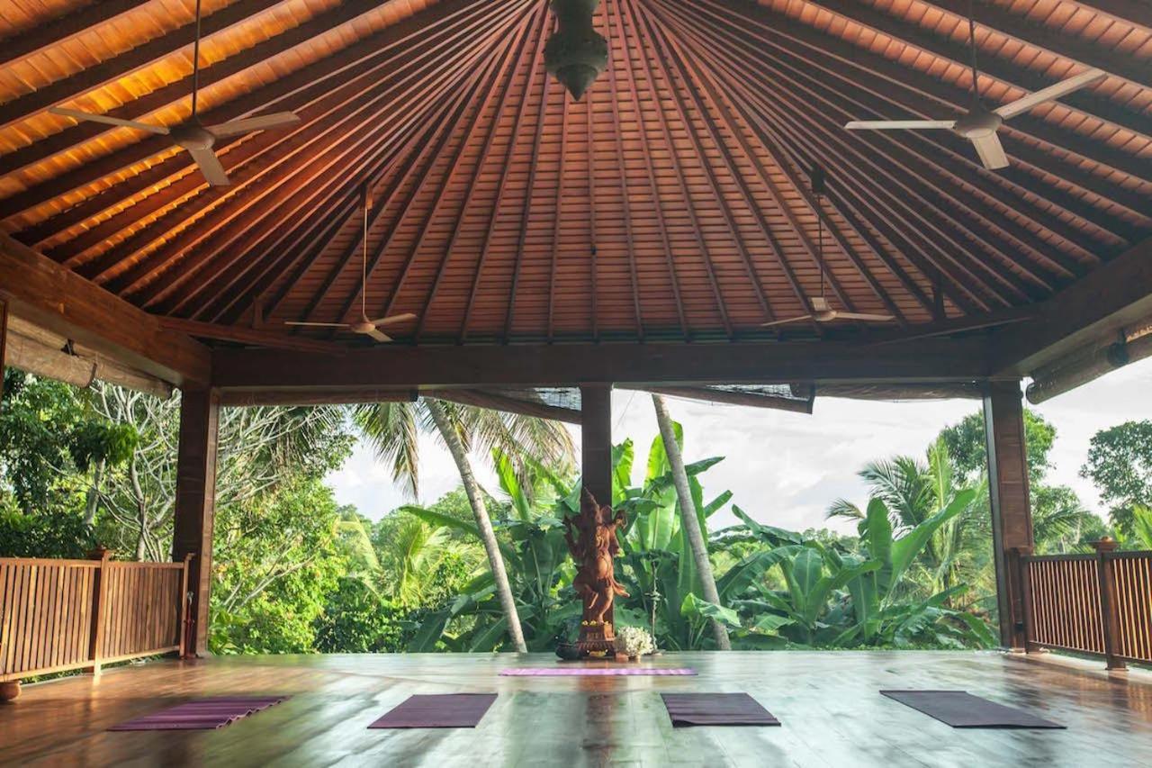 Sri Yoga Shala Bed & Breakfast อูนาวาตูนา ภายนอก รูปภาพ