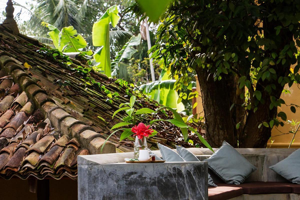 Sri Yoga Shala Bed & Breakfast อูนาวาตูนา ภายนอก รูปภาพ