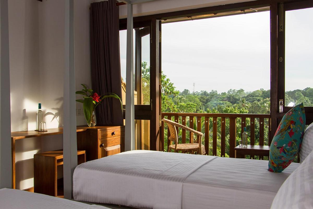 Sri Yoga Shala Bed & Breakfast อูนาวาตูนา ภายนอก รูปภาพ
