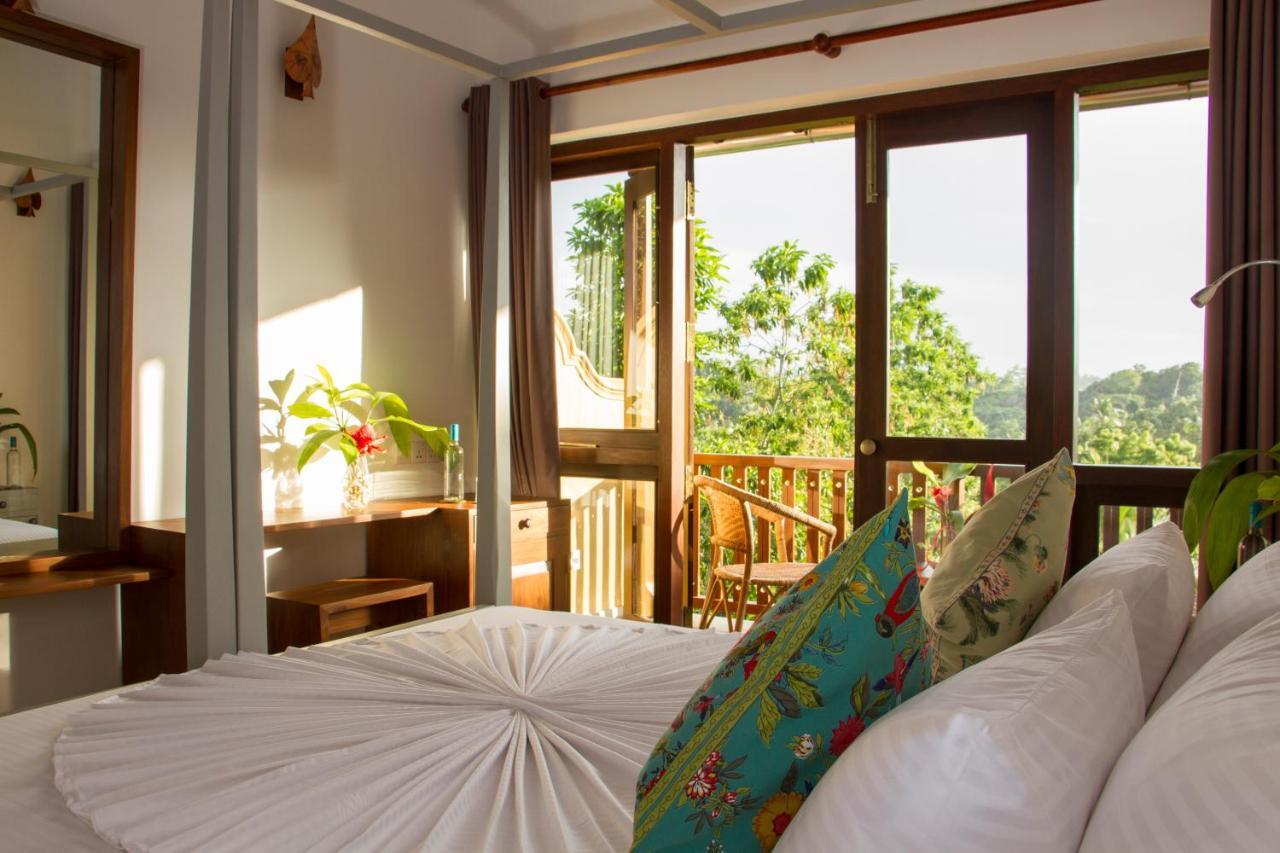 Sri Yoga Shala Bed & Breakfast อูนาวาตูนา ภายนอก รูปภาพ